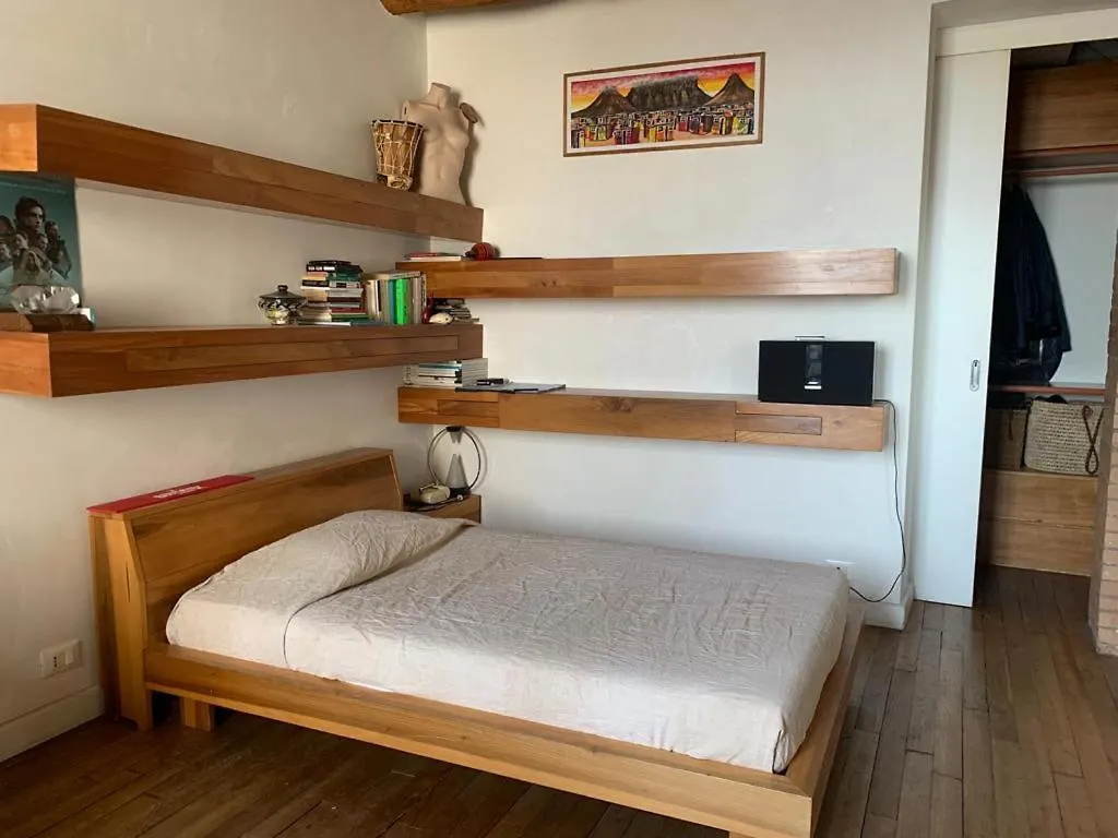 Apartamento La Casa Nel Cuore Della Citta Nápoles Habitación en casa particular