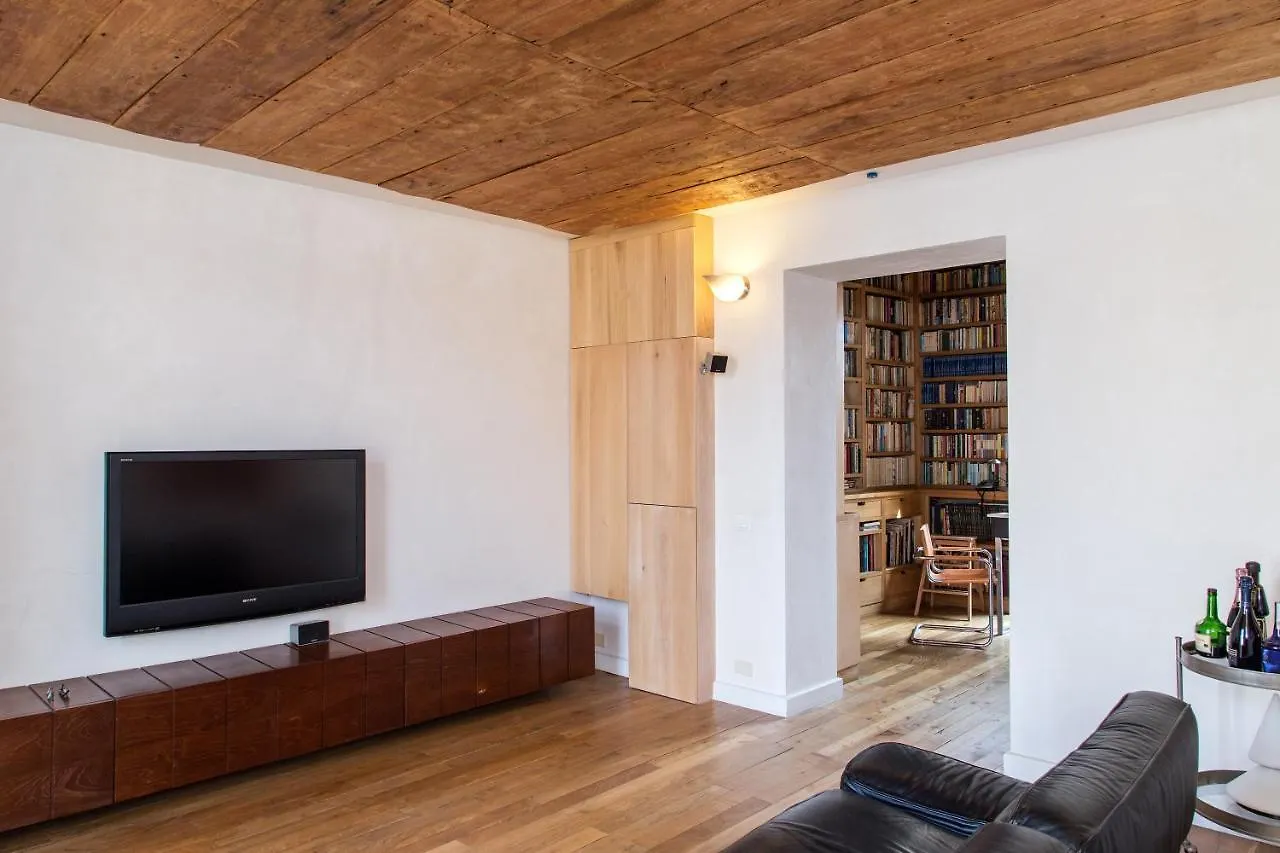 Apartamento La Casa Nel Cuore Della Citta Nápoles 0*,  Italia